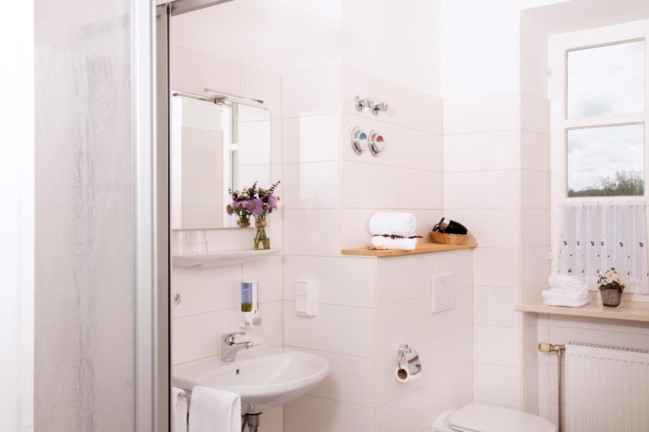 Hotel Alter Weissbraeu Bad Birnbach Bagian luar foto