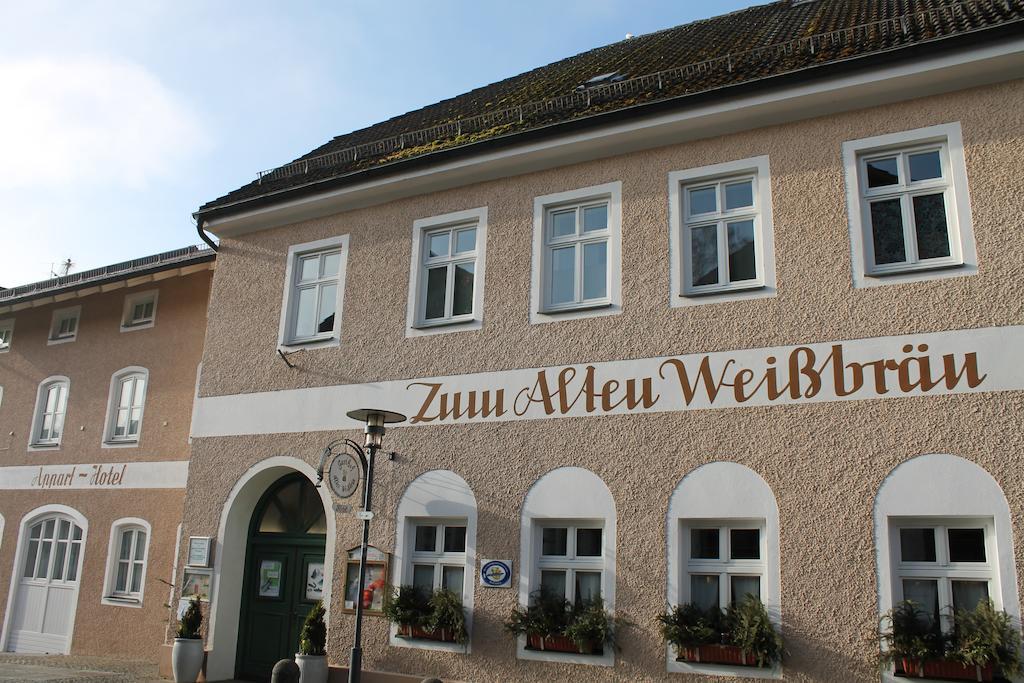 Hotel Alter Weissbraeu Bad Birnbach Bagian luar foto